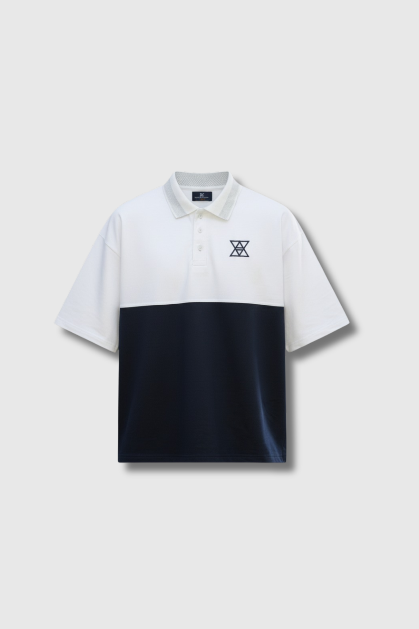Contrast Oversized polo with unique collar branding