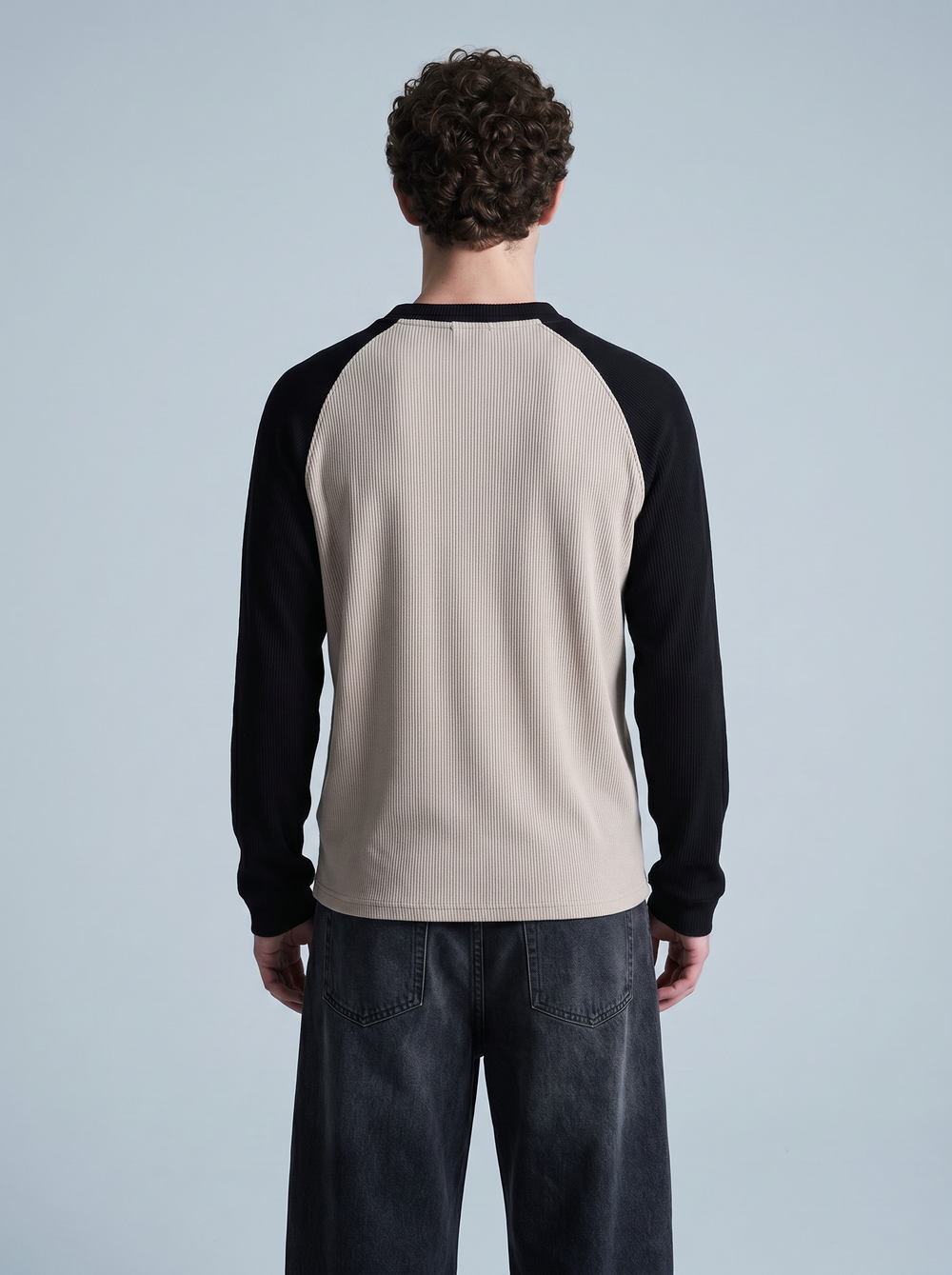 Dune Raglan Ribbed Tee